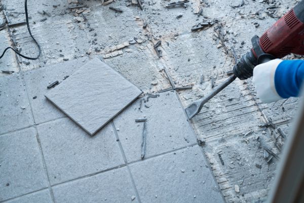 Flooring Removal Service in Nashua
