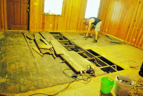 Subfloor Demolition in Nashua
